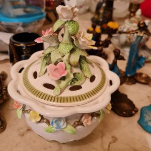 شکلات خوری بسیار زیبا