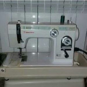 چرخ خیاطی ژانومه