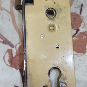 قفل سوئیچی درب منزل