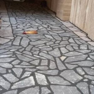 اجرای  محوطه سازی کف  سنگ لاشه