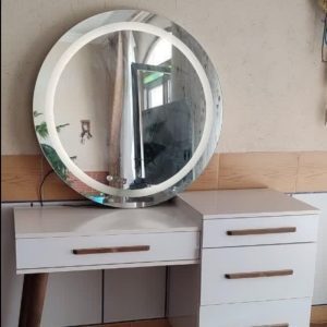 میز آرایش