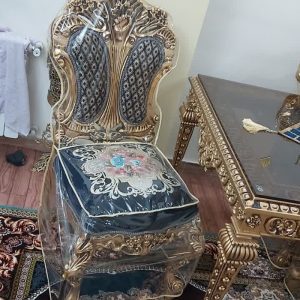 میز ناهارخوری سلطنتی
