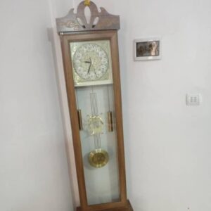 ساعت ایستاده