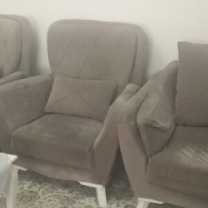 مبل راحتی  5 نفره سالم و تمیز  کارکرده زیر قیمت بازار
