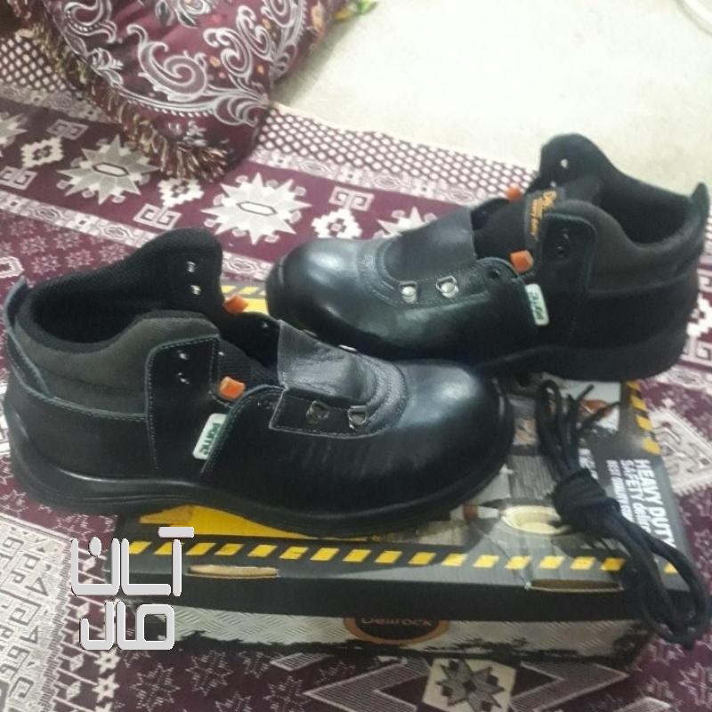 کفش ایمنی