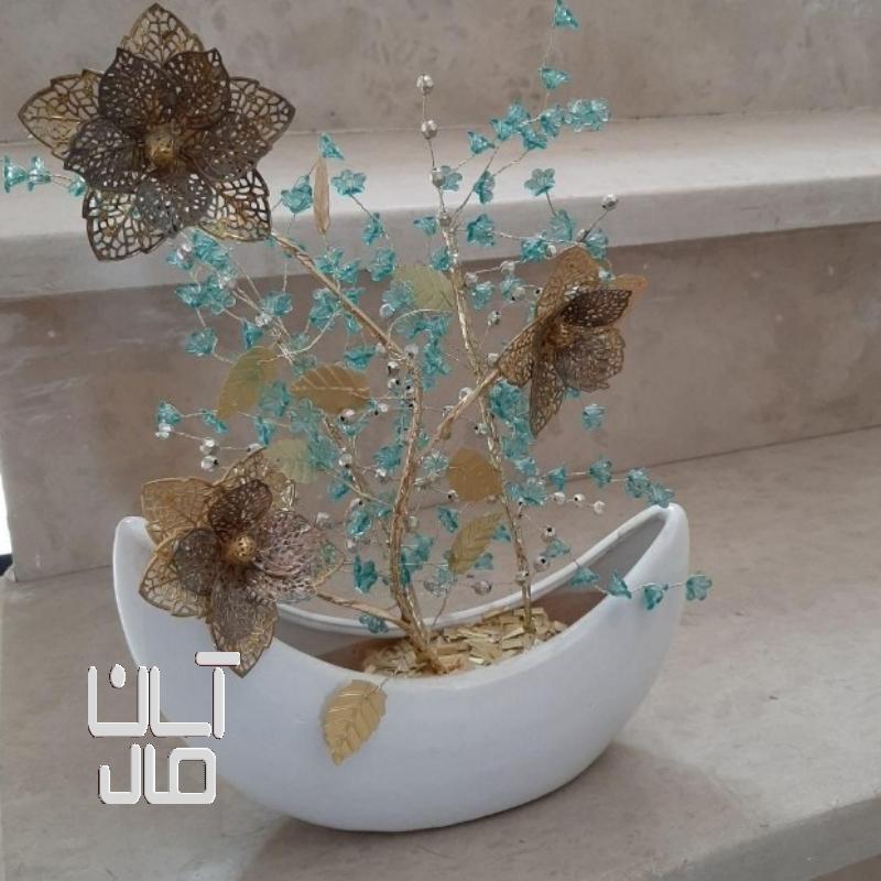گل وگلدان
