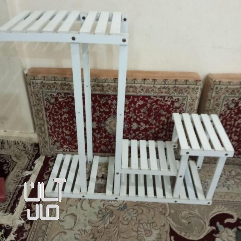 استند چوبی