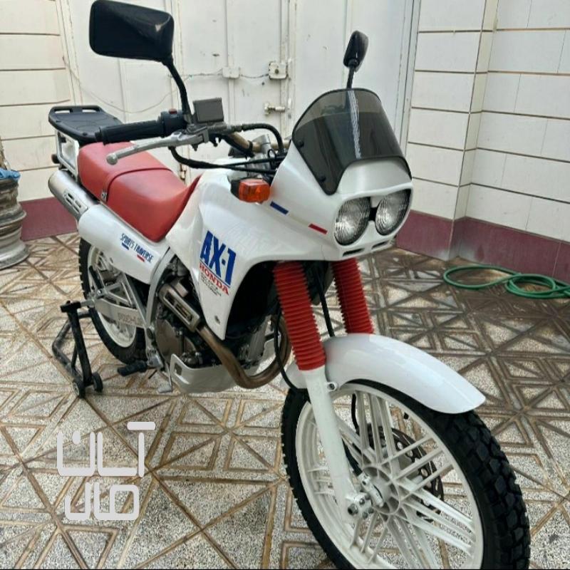 موتور سیکلت Ax1