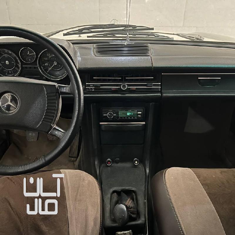 بنز ۲۳۰ معماری کلاسیک