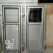 در سرویس وحمام آلمینیوم