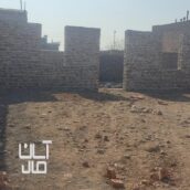 زمین مسکونی نیمه ساخت