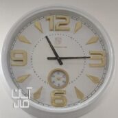 ساعت دیواری