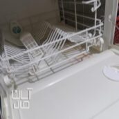ماشین ظرفشویی نو تمیز خیلی اصلا باهاش کار نشده