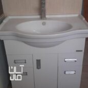 روشویی همراه شیر