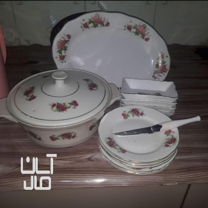 ظروف چینی گل سرخ