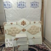 تخت دو نفره بهمراه تشک