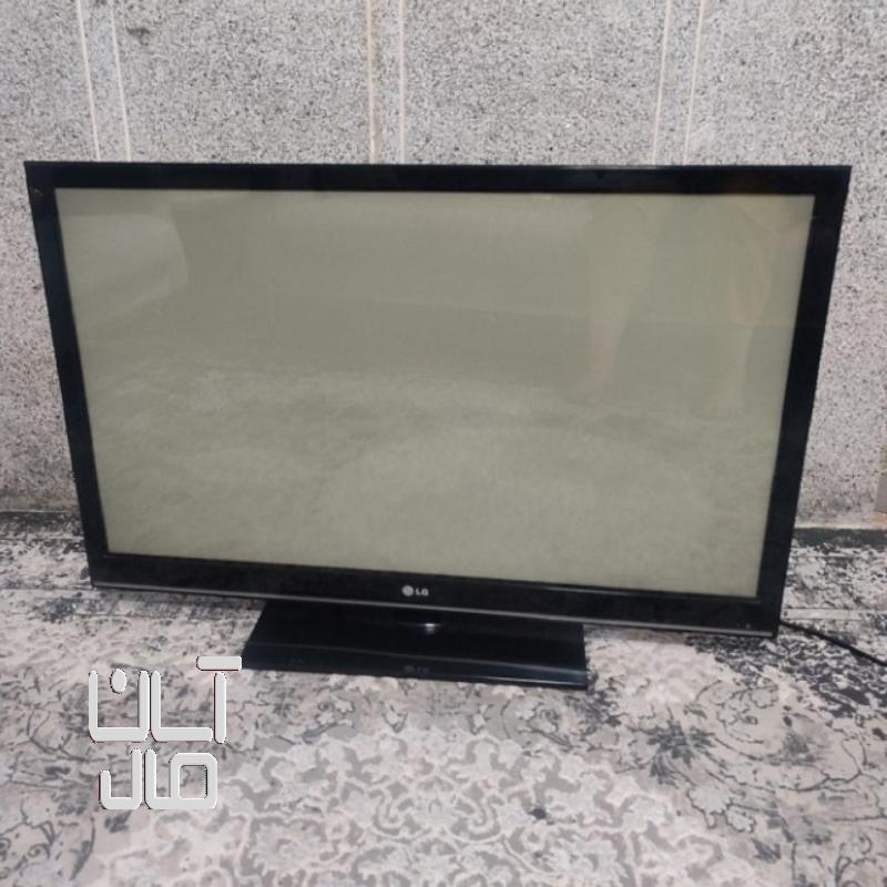 تلویزیون ۴۲ اینچ