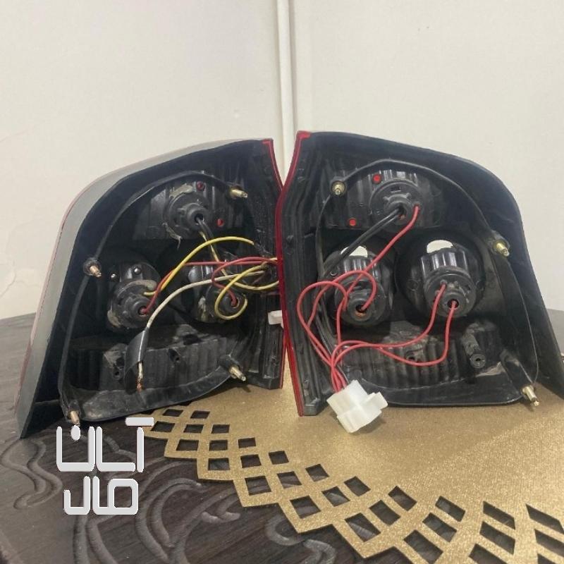 چراغ خطر پراید۱۱۱