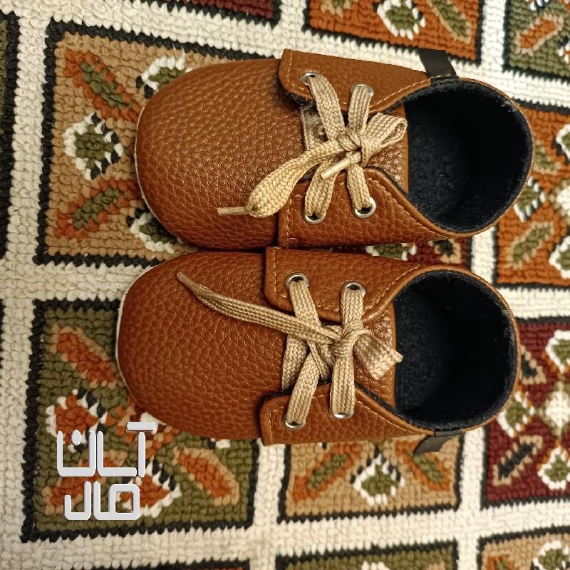 کفش بچگانه