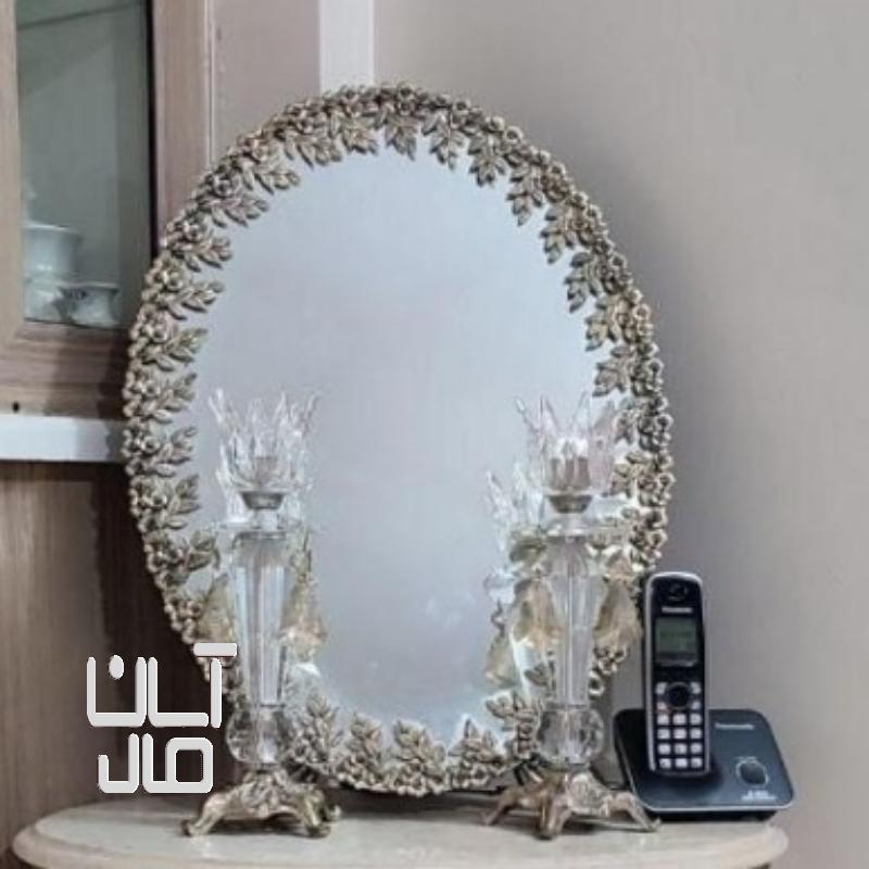 آینه وشمعدان