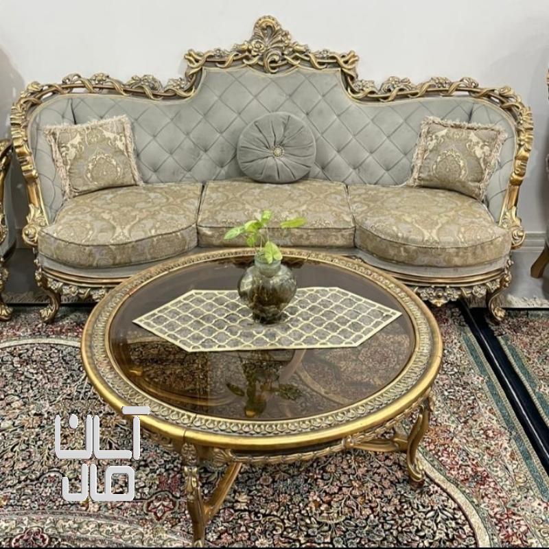 مبل سلطنتی