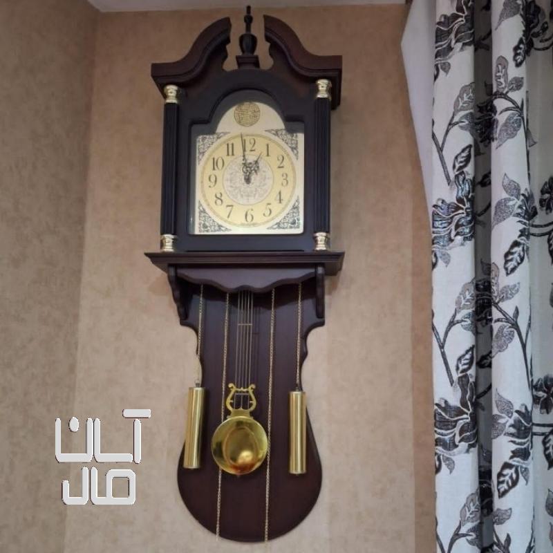 ساعت دیواری