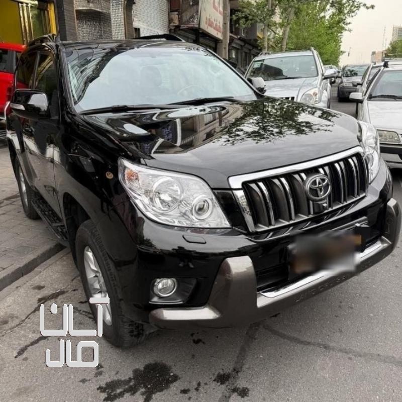 پرادو دو درب