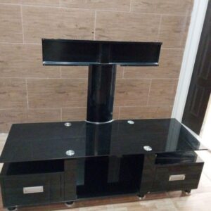 میز تلویزیون شیشه ای