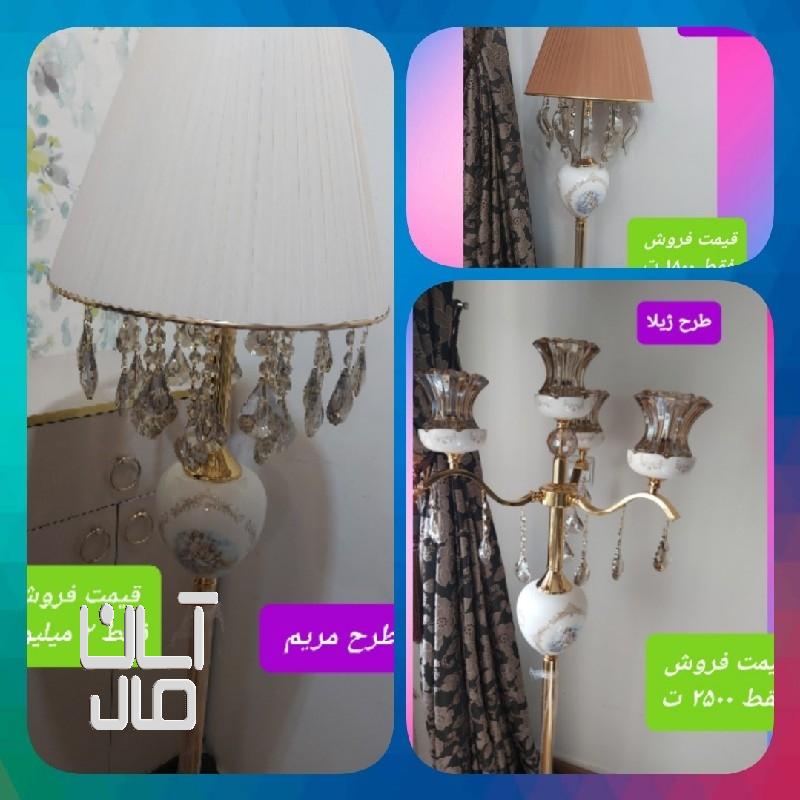 لوسترها و آباژور ها کنارسالنی