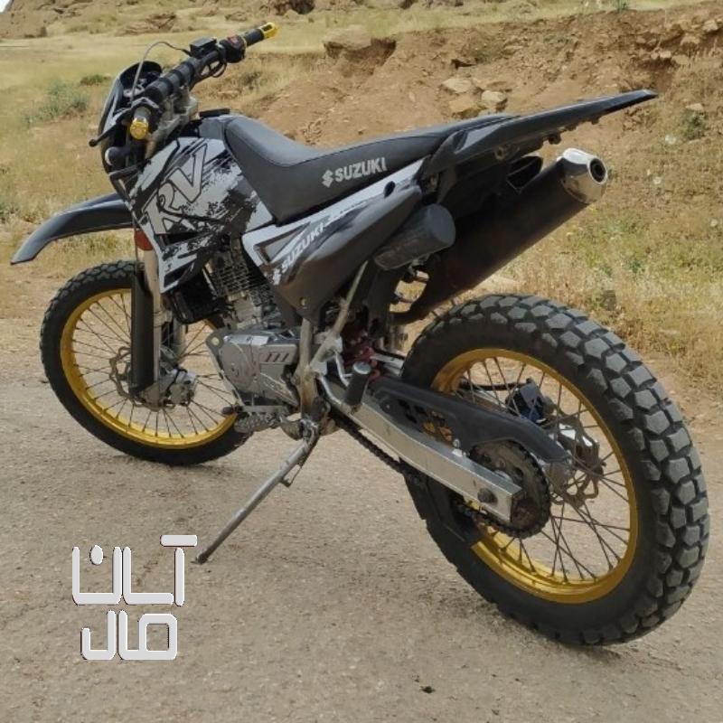 موتور سیکلت تریل روان