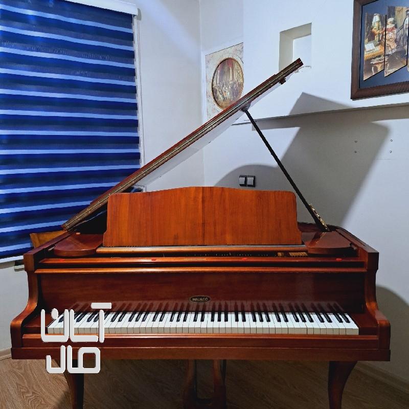 پیانو گرند سوئدی اصل رنگ ماهگونی