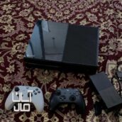 ایکس باکس وان دو دسته