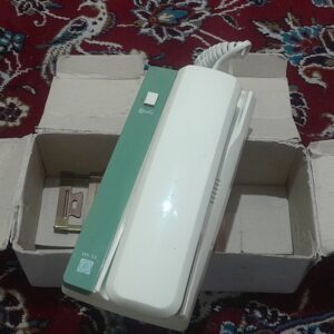 تعدادی لوازم جانبی اصلی تلفن همراه یکجابفروش میرسد