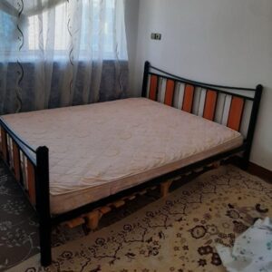 تخت دونفره فلزی