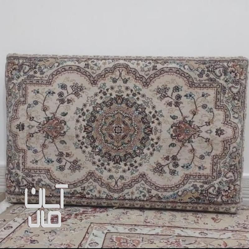 پشتی فرش