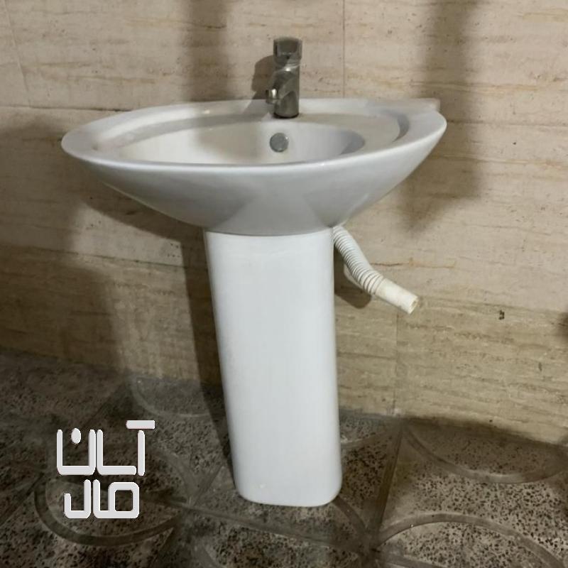روشویی بهمراه شیر
