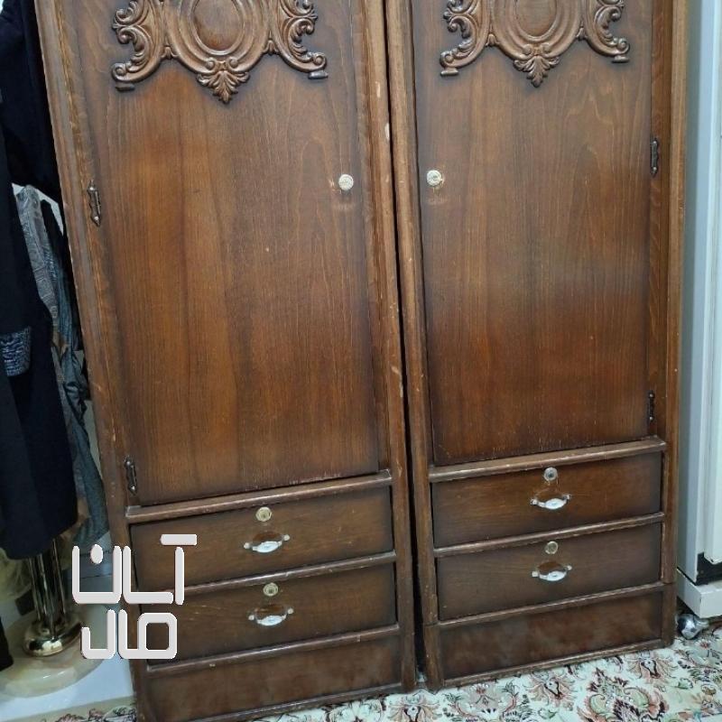کمد چوبی