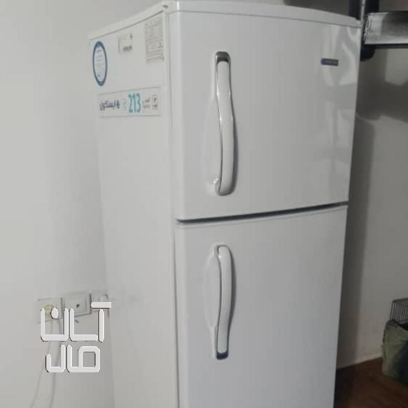 یخچال فریزر ایستکول
