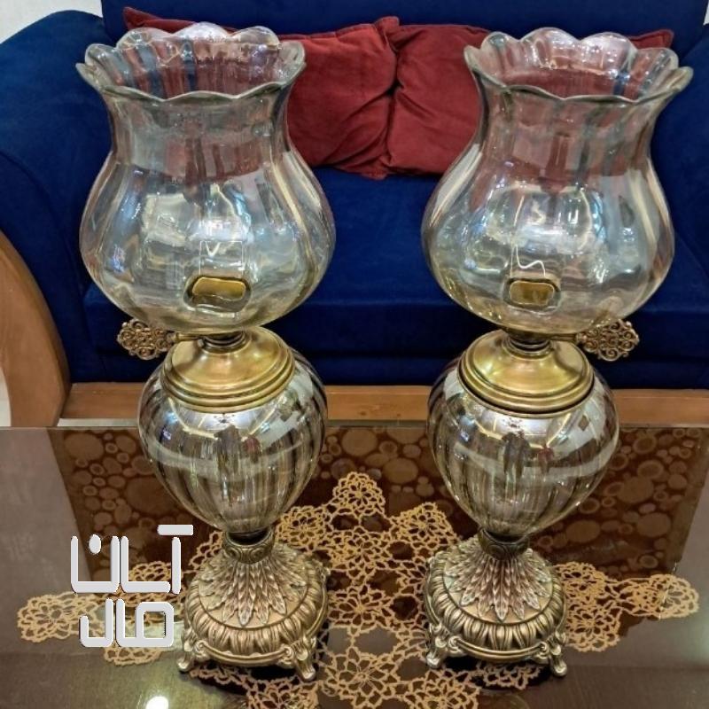 دوعدد شمعدان