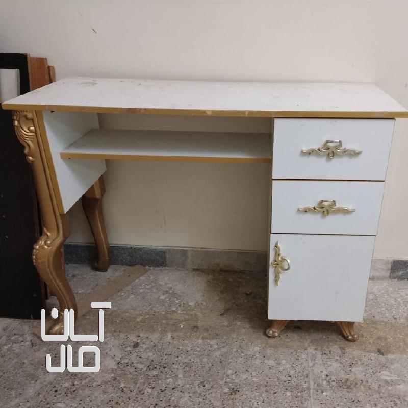 صندلی کوتاهی وسرشور