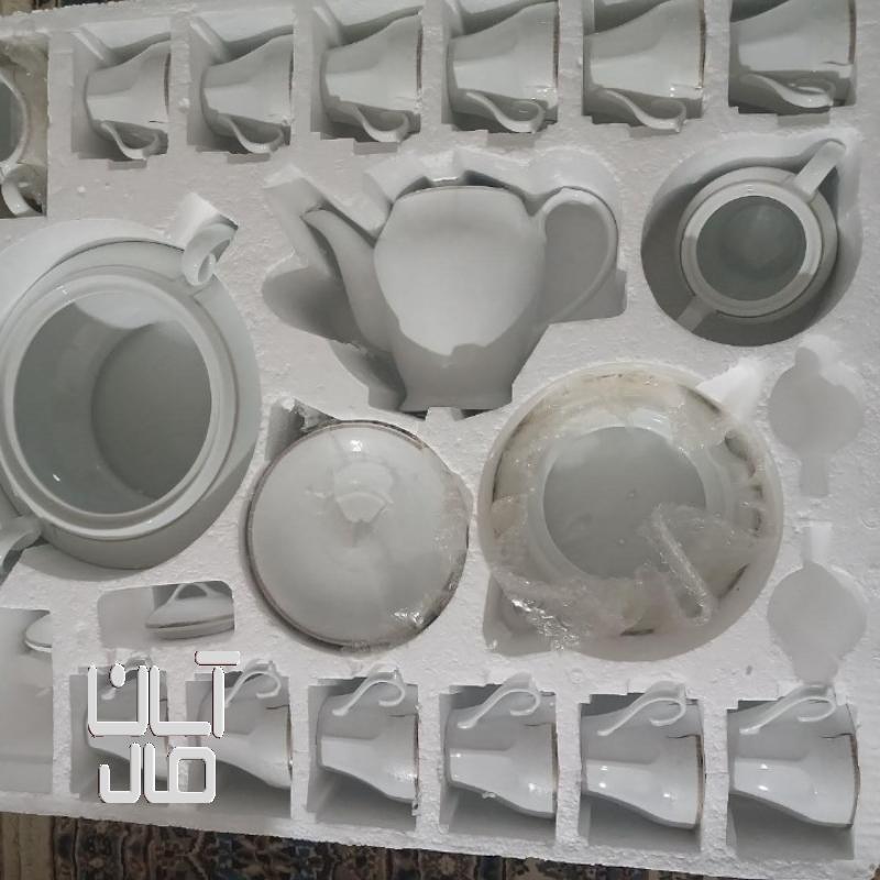 سرویس چینی ۱۲ نفره