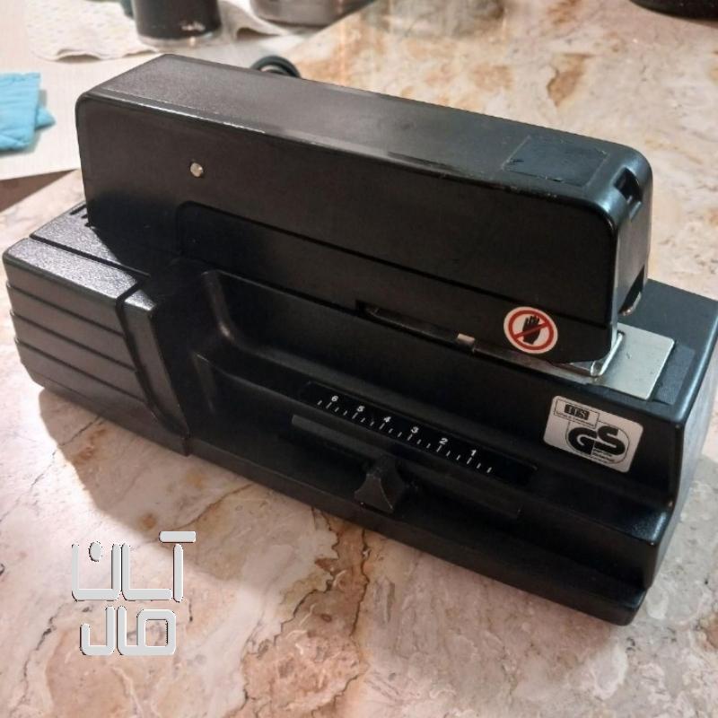 منگنه برقی سوئدی