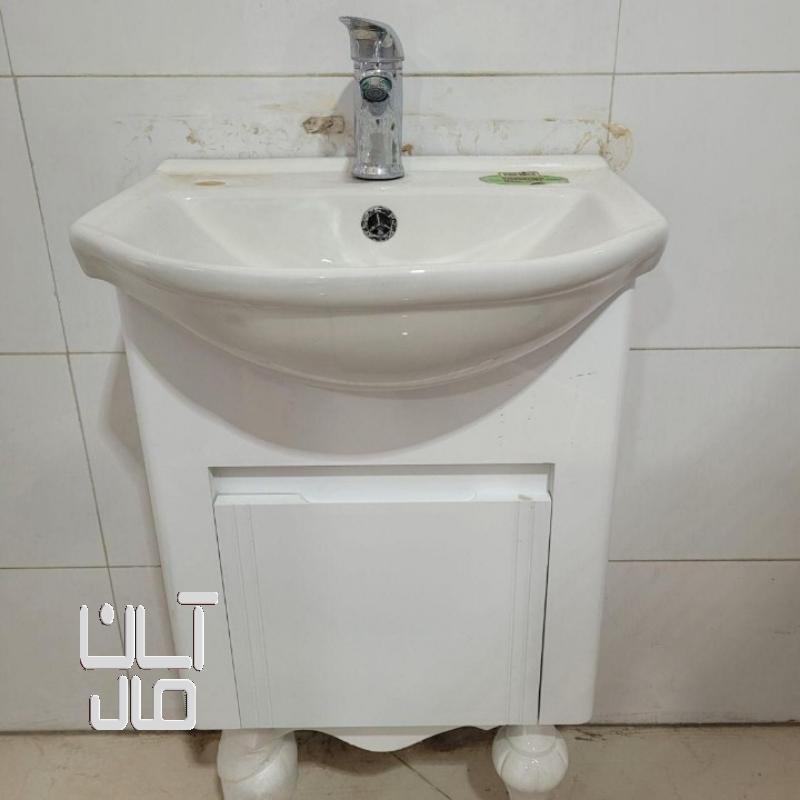 روشویی کابینتی بهمراه شیر