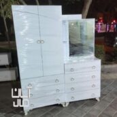 کمدومیز آزایشی