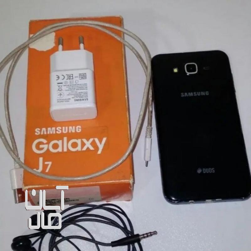 گوشی سامسونگ J7