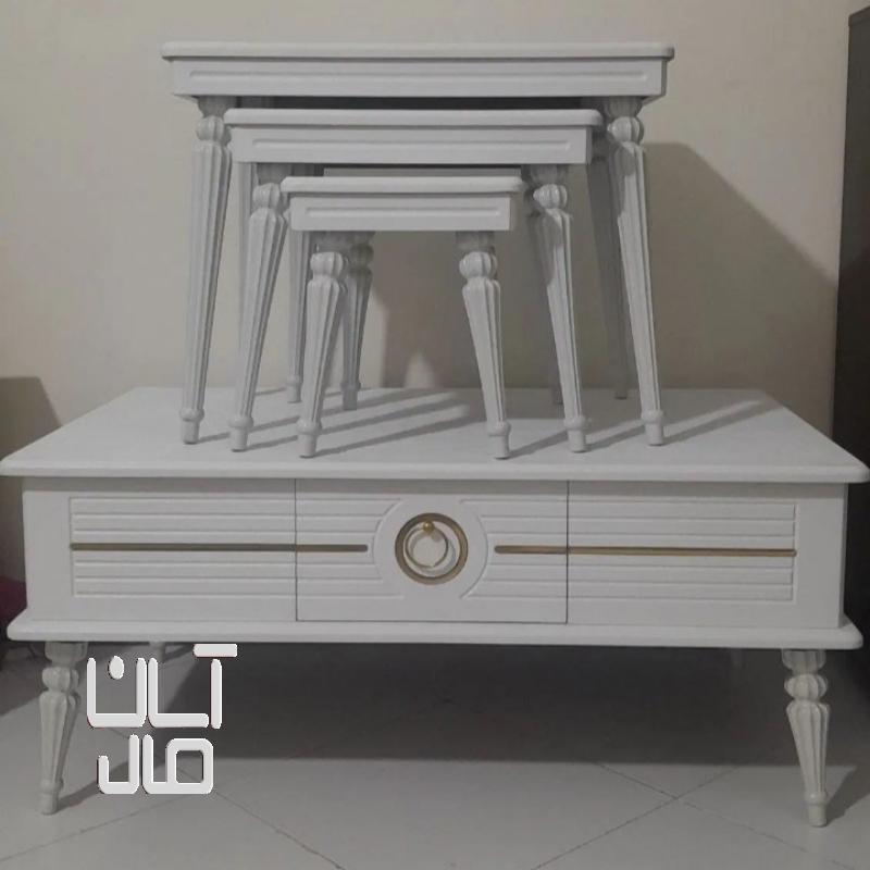 جلو مبلی وعسلی