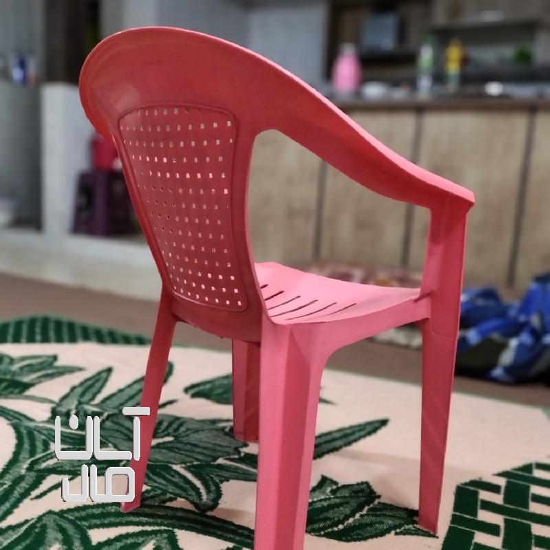 صندلی پلاستیکی