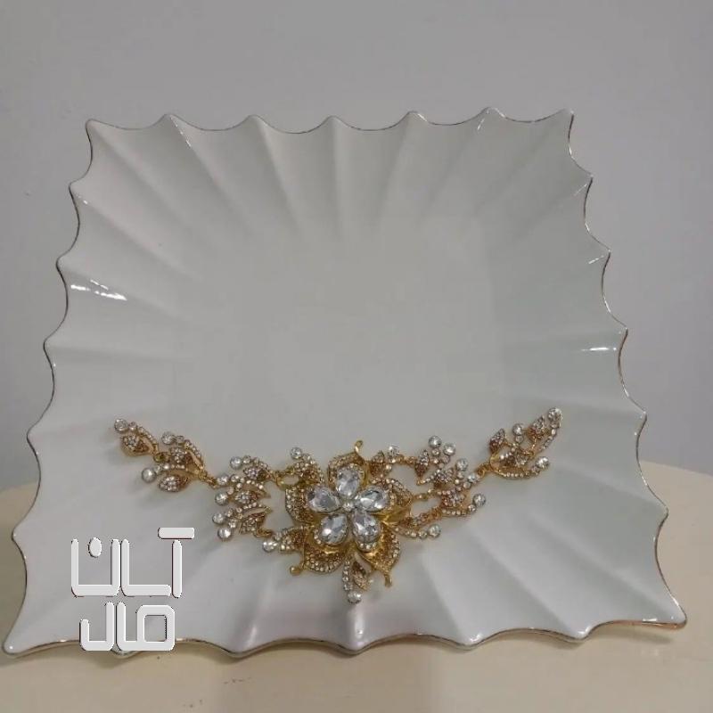 شیرینی خوری