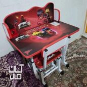 میز تحریر کودک