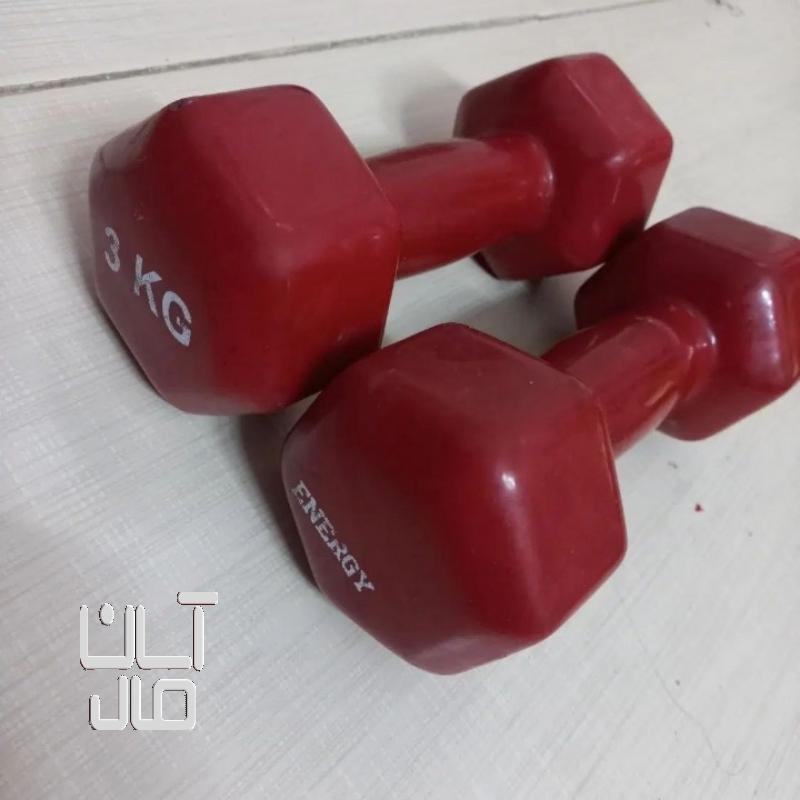 یک جفت دمبل ۳ کیلویی